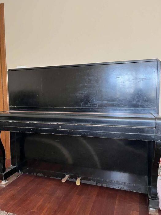 Pianino czarne Legnica
