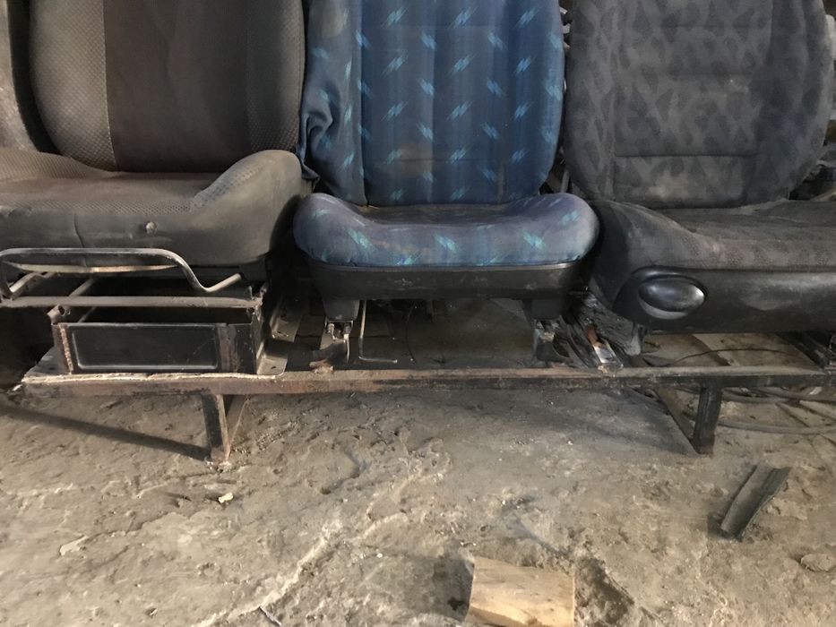 Продам сидіння трійка , і дві двійки