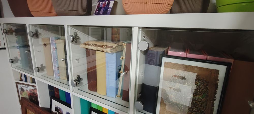 Portas de vidro com Prateleiras em vidro