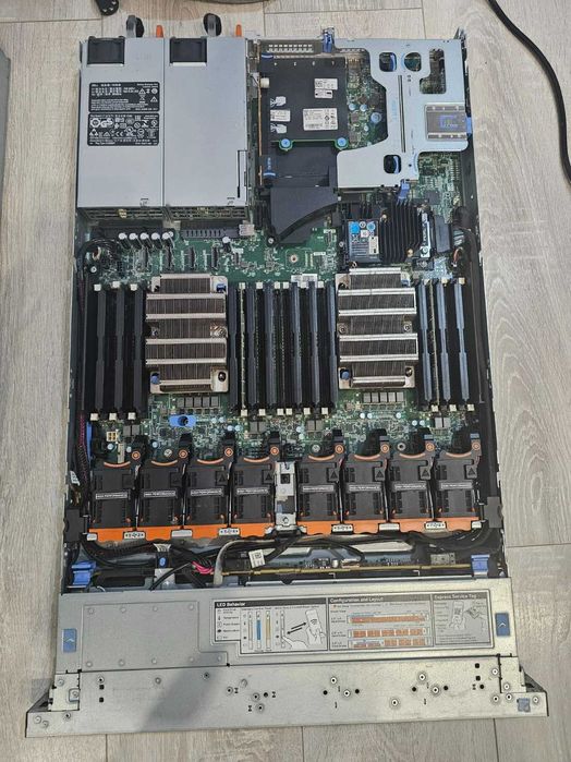 Сервер Dell R640 8×2,5″ 2X Gold 6138 40C 64GB