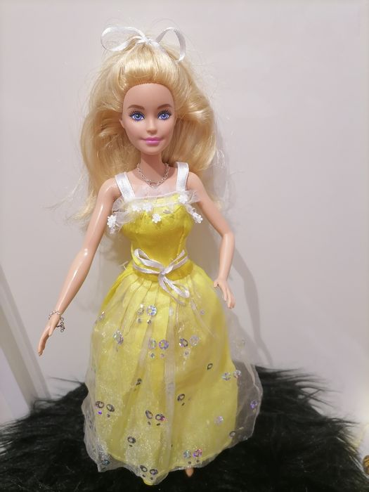 Lalka Barbie Extra Mattel Indonesia nowa+biżuteria