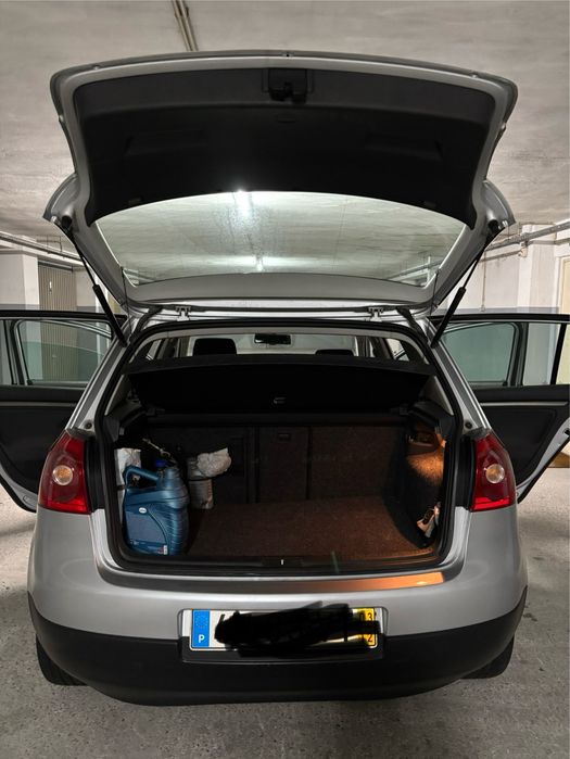 Volkswagen Golf 5 portas