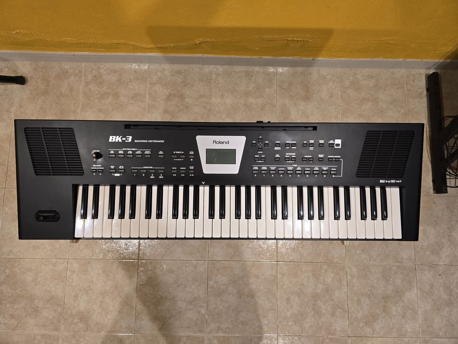 Teclado Roland BK-3