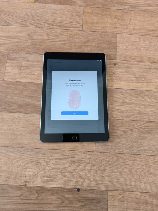 iPad 6 2018 32 ГБ планшет Apple