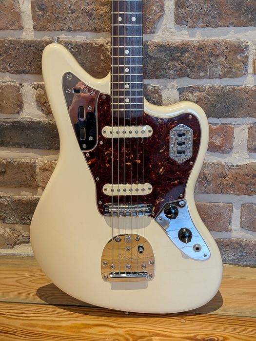 Fender Jaguar 1962 Olympic White AVRi