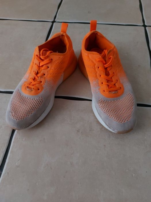 Buty sportowe 39