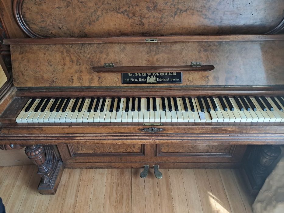 Pianino G. Schwechten (Berlin) - do renowacji
