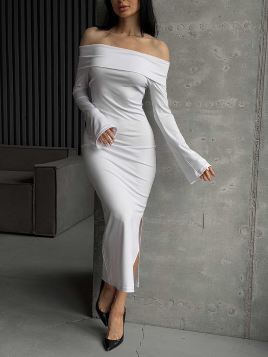 Сукня біла жіноча з відкритими плечима платье женское белое с плечами