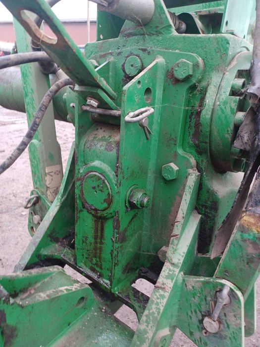 Продам плуг John Deer 8-F ( 8 корпусний ) / БУ / Гарний стан