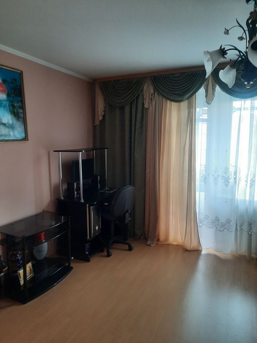 Продам 3 кімнатну квартиру