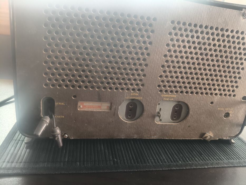 Vendo radio antigo