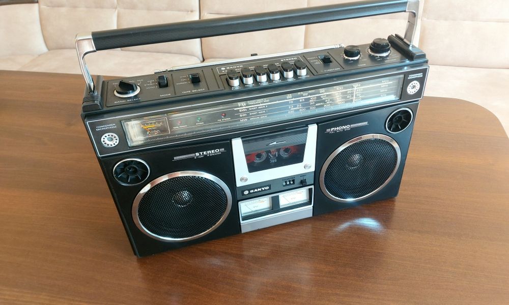 Магнитола  SANYO  4500