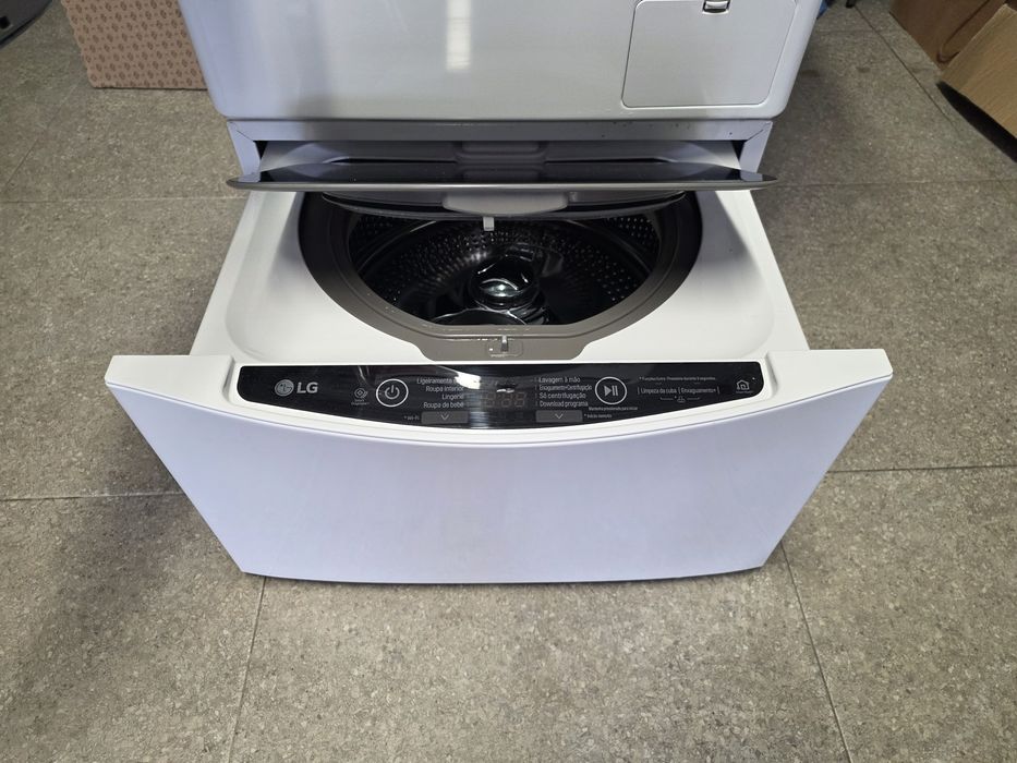 Máquina de Lavar Roupa LG TwinWash 9kg