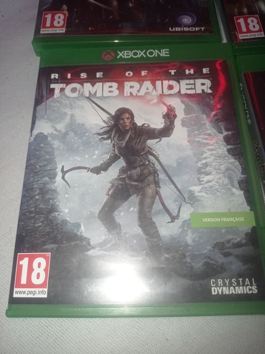 Xbox One with 2 Controllers and Games64170294630529124