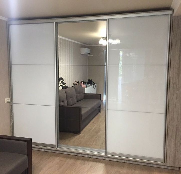 Шкафы купе. Межкомнатные перегородки. Мебель на заказ.