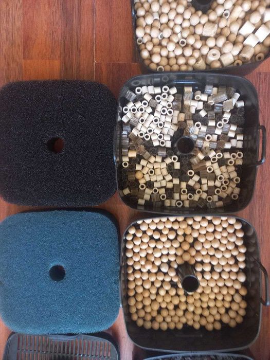 Фільтрація в аквариум , любая .