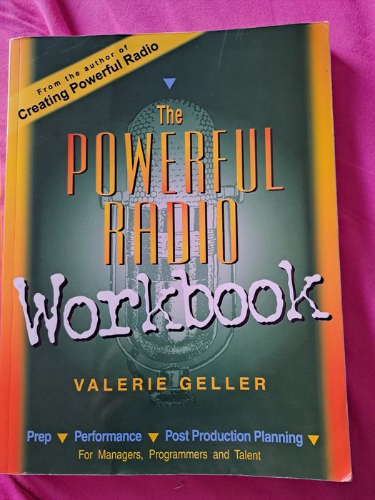 The Powerful Radio de Valerie Geller