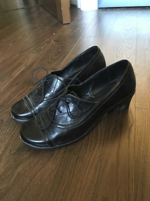 Retro czarne buty czółenka rozm. 38