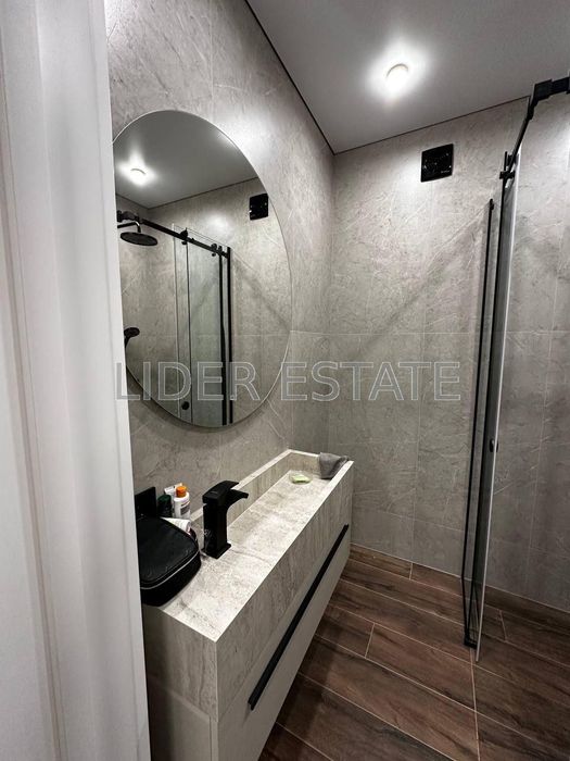 Оренда 1 кім. апартаментів, 6/9 пов., 44 м², ЖК «Park Land», Ужгород