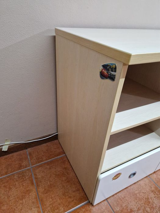 Móvel de quarto, com 2 gavetas