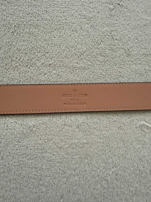 Pasek LV brązowy 110cm