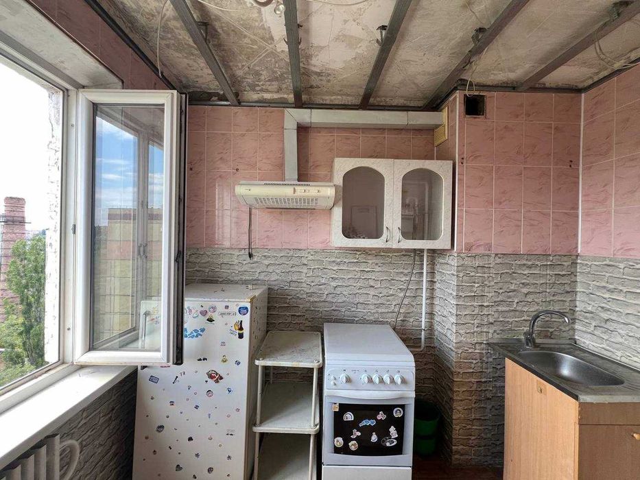 Продаж 2 кімн м-н. Сонячний 55, мпо, мпт, електрика, балкон.