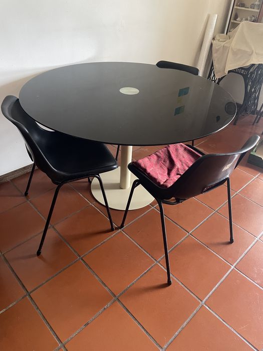 Mesa de jantar redonda