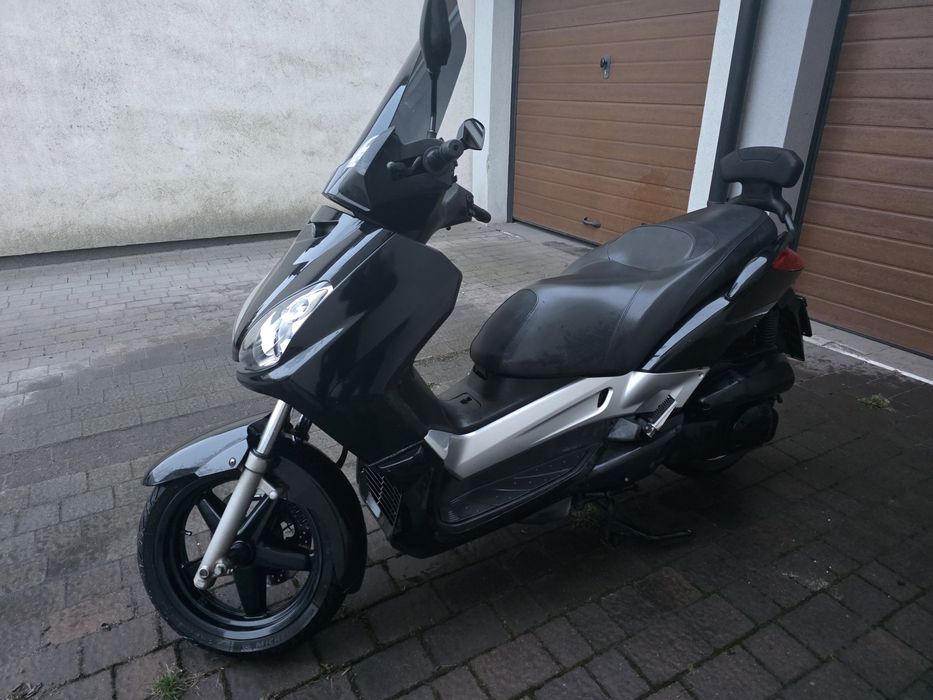Yamaha x-max 125/250