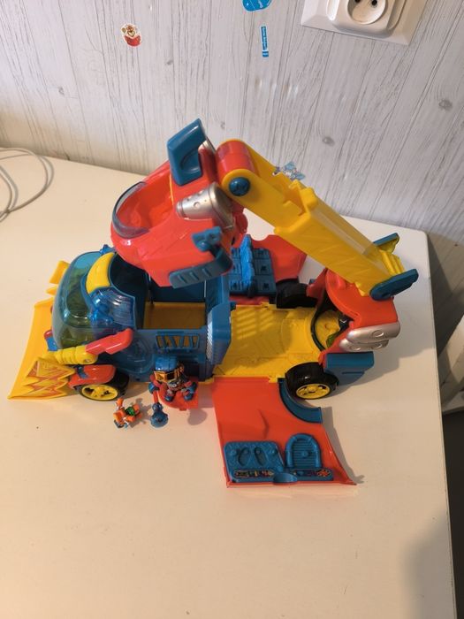 Super things ciężarówka rescue truck