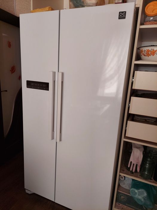 Холодильник Side by Side Daewoo FRN-X22B3CW