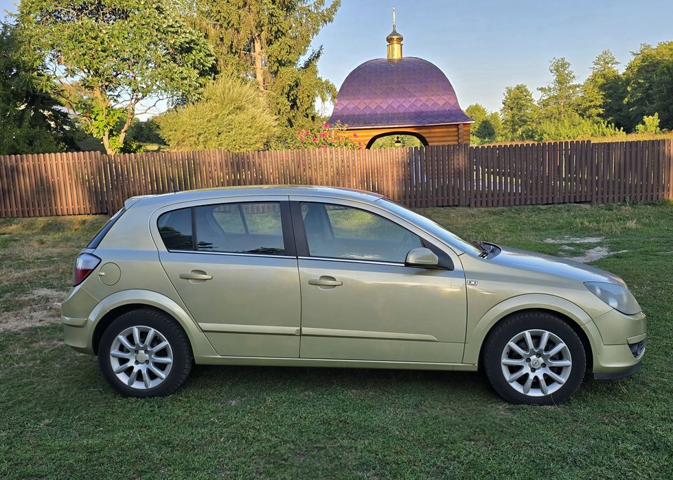 Opel Astra H 2004