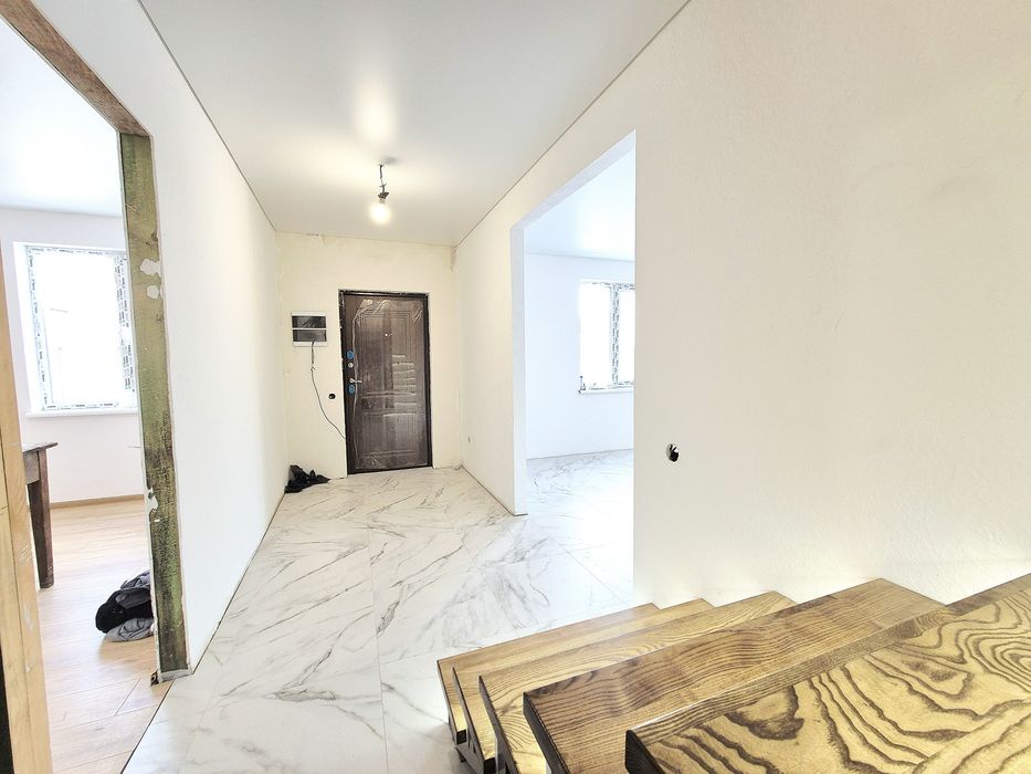 Новий будинок з ремонтом 2025 р вул. Корольова 100 кв.м 4 кімнати