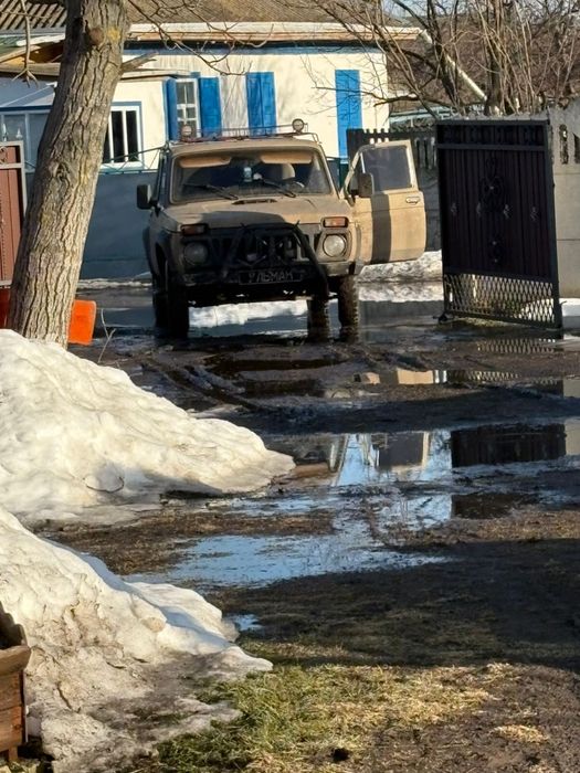 Продам Нива 2121