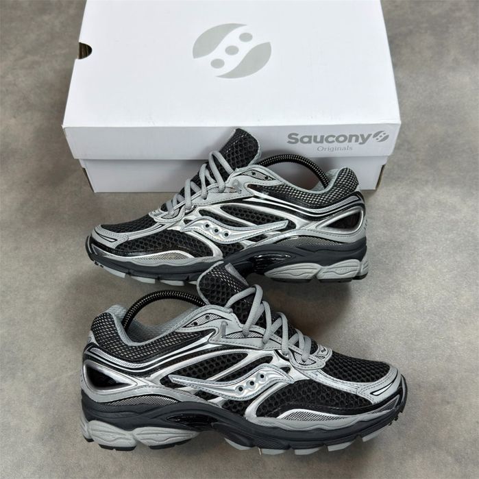 Кросівки Saucony ProGrid Omni 9