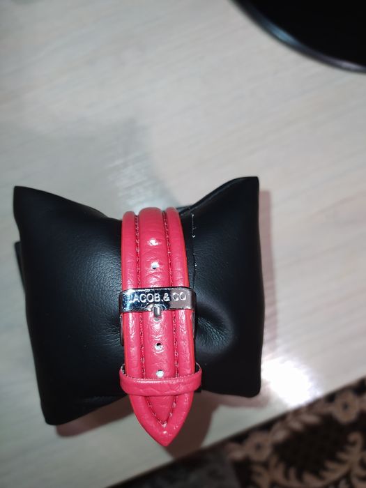 Годинник jacob&co