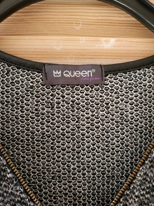 Sukienka z kieszeniami