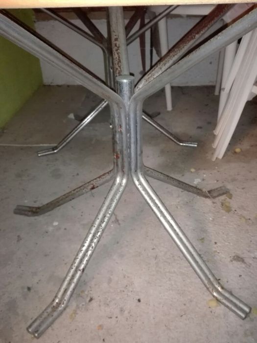 Mesa oval de sala de jantar