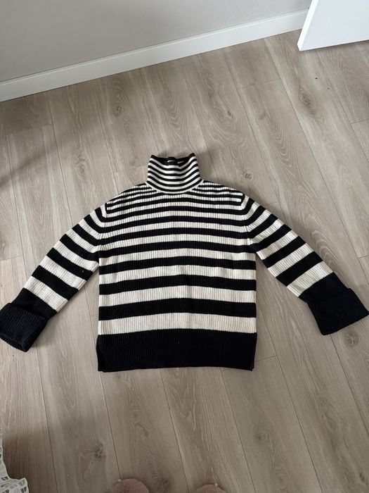 Вовнянмй светр & other stories