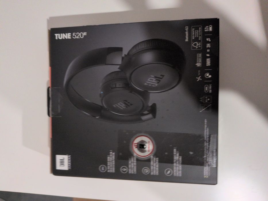 Headphones JBL Tune 520BT