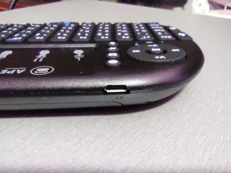 Бездротова клавіатура для Smart TV, Android, Windows з тачпадом