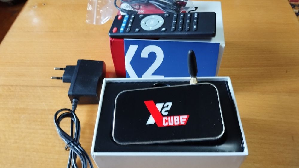 Смарт ТВ Приставка UGOOS X2 CUBE