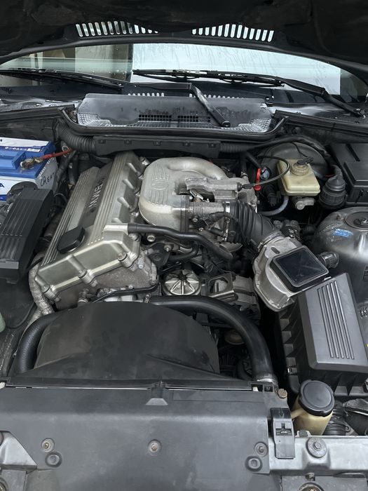 1992 BMW E36 318is coupe