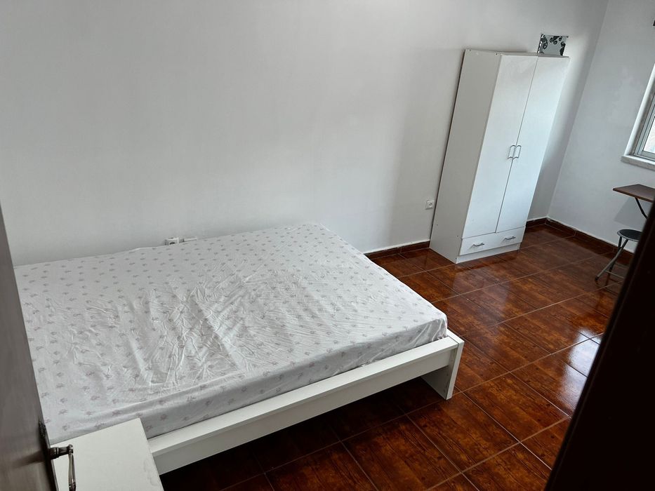 Quarto disponível casal ou solteiro