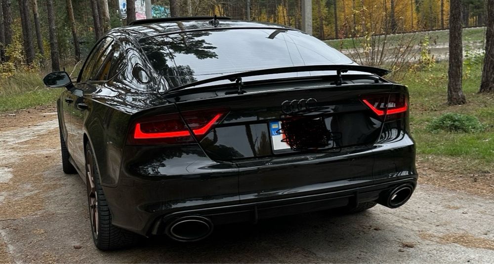 Задні фари фонарі  audi a 7 2011 - 2013 Америка