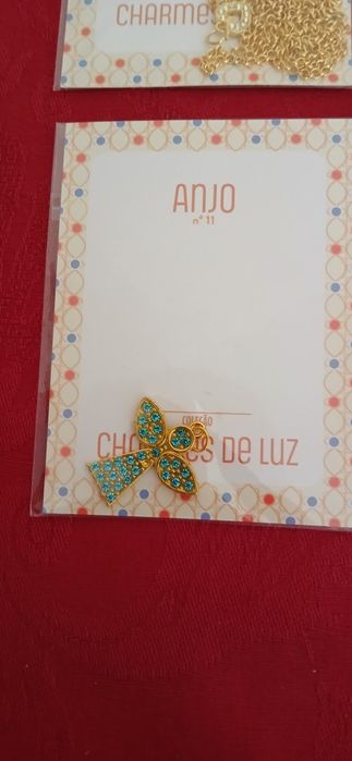 Medalhas Charmes de Luz, embaladas