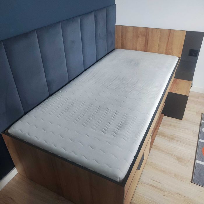 Sprzedam Materac piankowy