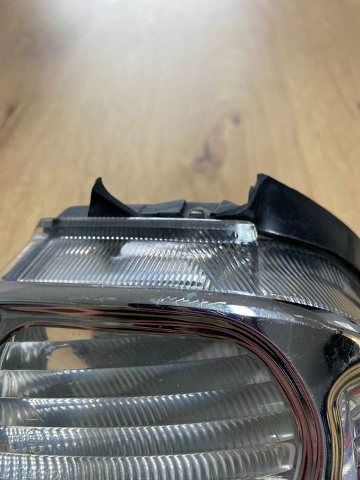 6898 Lampa tylna prawa Stanley P4172R Honda Goldwing GL1800