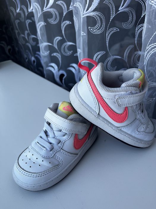 Кросівки Nike 22р