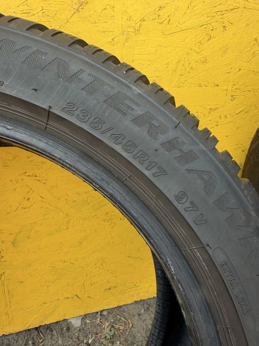 Шини Резина 235.45 R17 Firestone Зима 22 рік