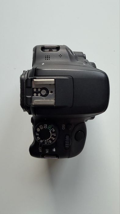 Canon EOS 100D